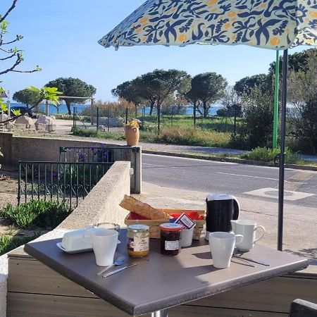 فيلا Meze Avec Vue Face A L'Etang المظهر الخارجي الصورة